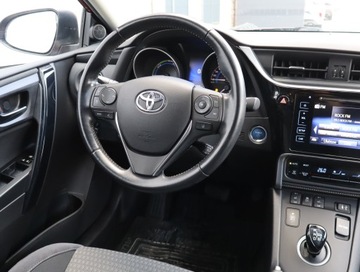 Toyota Auris II Hatchback 5d Facelifting 1.8 Hybrid 136KM 2017 Toyota Auris Hybrid, Automat, Navi, Klima, zdjęcie 6