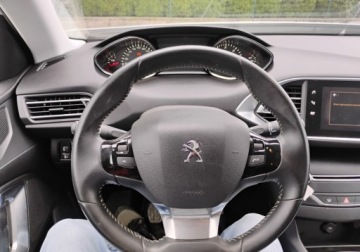 Peugeot 2018 Peugeot 308 122018r. 1.5 HDI. Lekko uszkodzony przod i prawy tyl. Jezdzi., zdjęcie 10