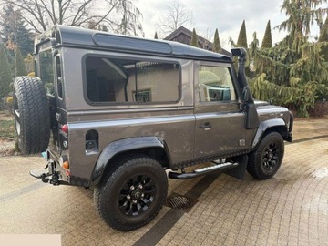 Land Rover Defender III 90 Station Wagon 2.2 TD4 122KM 2016 Land Rover Defender Limited Edition 90 DPF E 122KM 2016r możliwa zamiana, zdjęcie 12