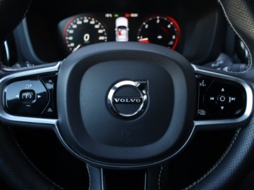 Volvo XC60 II Crossover D3 150KM 2019 Volvo XC60 D3, Salon Polska, Skóra, Klima, zdjęcie 11