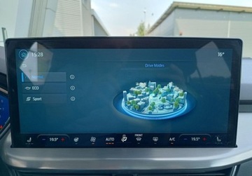 Ford Focus IV Kombi Facelifting 1.0 EcoBoost 125KM 2024 Ford Focus 1.0 EcoBoost Hyb 125KM TitaniumX Pakiet Winter SalonPL FV23 Gwa, zdjęcie 26