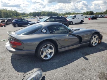 Dodge Viper III 2002 Dodge Viper GTS 2002 8.0l 8.0 Benzyna 450KM, zdjęcie 3