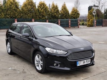 Ford Mondeo V Kombi 2.0 TDCi 150KM 2017 Ford Mondeo Ford Mondeo 2.0 TDCilakier fabrycznynowy rozrzadnowe hamulceop, zdjęcie 33
