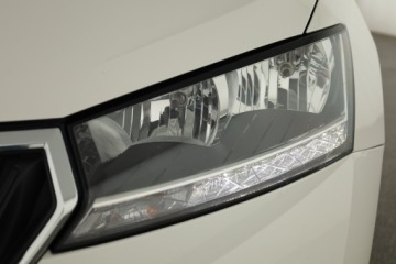 Skoda Fabia III Kombi Facelifting 1.0 TSI 95KM 2020 Skoda Fabia 1.0 TSI, Salon Polska, Klima, zdjęcie 15