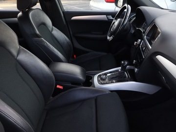 Audi Q5 I SUV Facelifting 2.0 TDI 177KM 2013 Audi Q5 2.0 TDI, 174 KM, 4X4, Automat, Skóra, zdjęcie 8