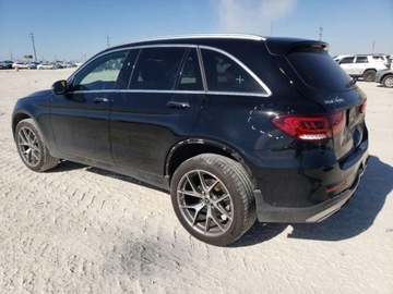 Mercedes GLC C253 2021 Mercedes-Benz GLC 300 2021 2.0l 2.0 Benzyna 255KM, zdjęcie 1