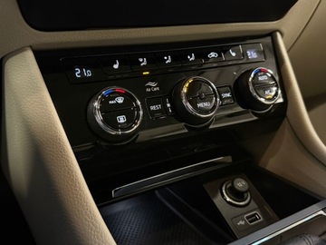 Skoda Superb III Kombi Facelifting 1.5 TSI 150KM 2020 Skoda Superb Skoda Superb Style 1.5 TSI, zdjęcie 32