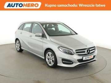 Mercedes Klasa B W246 Sports Tourer Facelifting 1.5 180 d 109KM 2017 Mercedes B 180 automat full LED navi klima, zdjęcie 9