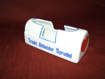 ФАРФОРОВАЯ САЛФЕТНИЦА - ARNO FISCHER