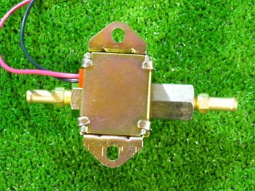 ЭЛЕКТРИЧЕСКИЙ ТОПЛИВНЫЙ НАСОС JD AH130127