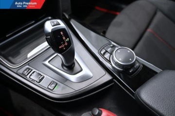BMW Seria 3 F30-F31-F34 Touring Facelifting 2.0 320i 184KM 2015 BMW Seria 3 320iFotele SportoweSystem Naglosnienia HarmanKardon Surround, zdjęcie 5