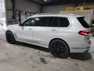 BMW X7 2023 BMW X7 2023, 3.0L, 4x4, po gradobiciu 3.0 Benzyna 375KM, zdjęcie 4