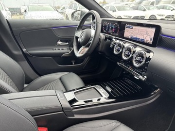 Mercedes CLA C118/X118 Coupe Facelifting 1.3 180 136KM 2025 Mercedes-Benz CLA 180, zdjęcie 16