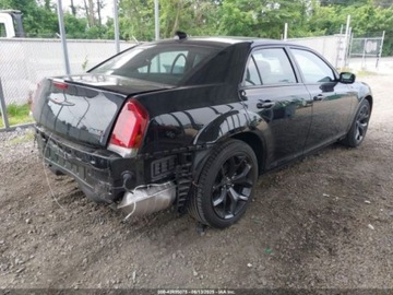 Chrysler 300C II 2022 Chrysler 300s 2022 3.6l 3.6 Benzyna 300KM, zdjęcie 5