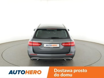 Mercedes Klasa E W213 Kombi 2.0 220d 194KM 2017 Mercedes E 220 Historia serwisowa ASO Automat Navi, zdjęcie 5