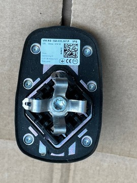 ANTÉNA GPS SKODA SUPERB III 5Q0035507P