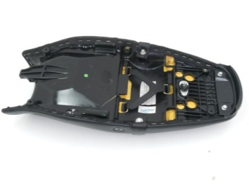 TRIUMPH SPEED TRIPLE 1050 СИДЕНЬЕ СКАМЕЙКА СИДЕНЬЕ ОРИГИНАЛ