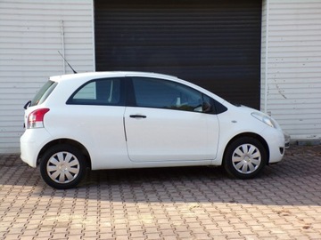 Toyota Yaris II Hatchback 5d 1.0 VVT-i 69KM 2010 Toyota Yaris Klimatyzacja / Elektryka / Gwarancja, zdjęcie 11