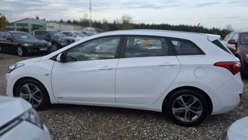 Hyundai i30 II Wagon Facelifting 1.6 CRDi 136KM 2015 Hyundai i30 ledy super stan, zdjęcie 7