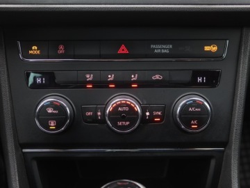 Seat Leon III Hatchback 1.4 TSI 122KM 2013 Seat Leon 1.4 TSI, Salon Polska, Skóra, Klima, zdjęcie 12