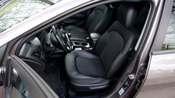 Hyundai ix35 SUV Facelifting 1.7 CRDi 115KM 2014 HYUNDAI iX35 . Klimatronik .. Ledy .. Navi . Kamera .. PDC .. Grzane Fotele, zdjęcie 5