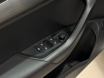 Skoda Karoq Crossover 1.5 TSI ACT 150KM 2021 Skoda Karoq Style / LED / ACC / Ambiente / CarPlay, zdjęcie 19