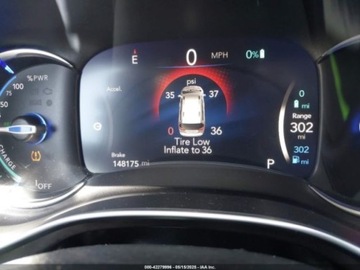 Chrysler Pacifica II 2018 Chrysler Pacifica 2018 CHRYSLER PACIFICA HYBRID LIMITED 3.6 Benzyna 260KM, zdjęcie 16