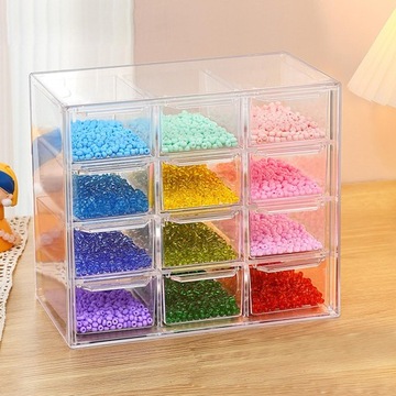 Мини-органайзер для украшений на вашем столе.