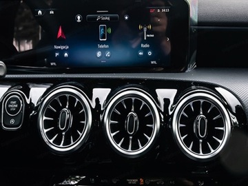 Mercedes Klasa A W177/V177 Hatchback Plug-In Facelifting 1.3 250e 218KM 2023 A Klasa 250 e AMG Line Hatchback 1.3 (218KM) 2023, zdjęcie 8