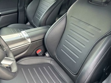 Mercedes GLC C254/X254 Coupe 2.0 300 258KM 2025 MERCEDES-BENZ GLC 300 4-Matic AMG Line 2.0 (258KM) 2025, zdjęcie 3