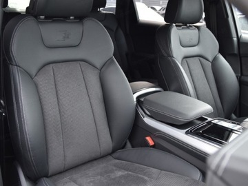 Audi Q8 2025 AUDI Q8 TFSI e quattro Suv (394 KM) 2025, zdjęcie 4