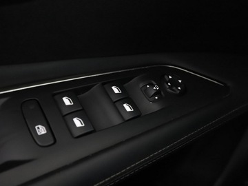 Peugeot 3008 II Crossover 1.2 PureTech 130KM 2016 Peugeot 3008 Navi Kamera cofania Klimatyzacja, zdjęcie 37