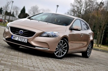 Volvo V40 II Hatchback 1.6 D2 115KM 2014 Volvo V40 1,6 HDi 115Km Automat Ledy Digital Navi, zdjęcie 11