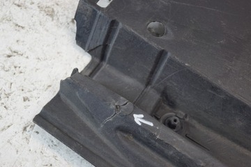 КРЫШКА ШАССИ ПРАВАЯ AUDI A4 B8 8K0825208D