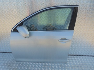 9. DVEŘE LEVÝ PŘEDNÍ VW JETTA V GOLF KOMBI LA7W