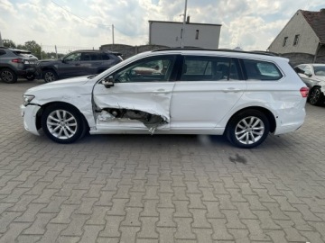 Volkswagen Passat B8 Variant Facelifting 2.0 TDI SCR 150KM 2020 Volkswagen Passat Variant Automat Podgrzewanie, zdjęcie 3