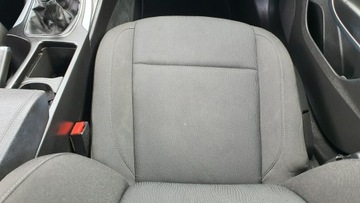 Opel Insignia I Sports Tourer 1.8 Twinport ECOTEC 140KM 2009 Opel Insignia 1.8 140KM # Sports Tourer #, zdjęcie 17