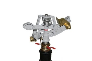 ZRASZACZ OGRODOWY OBROTOWY NA STATYWIE PULSACYJNY DO OGRODU TRAWNIK POLOWY