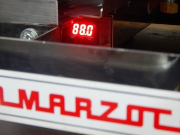 Профессиональная кофеварка La Marzocco FB70