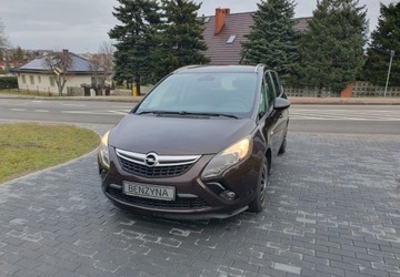 Opel Zafira C Tourer 1.4 Turbo ECOTEC 140KM 2012 Opel Zafira 1.4 140KM 6-Biegow 5-Osob 1-Wlasci...