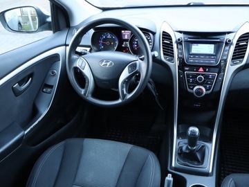 Hyundai i30 II Wagon 1.4 CRDi 90KM 2015 Hyundai i30 1.4 CRDi, Salon Polska, Klima, zdjęcie 6
