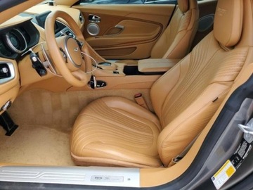 Aston Martin DB11 2017 Aston Martin DB11 2017, 5.2L, od ubezpieczalni, zdjęcie 8