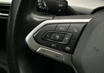 Volkswagen Golf VII Hatchback 5d Facelifting 1.5 TSI BMT 130KM 2020 Volkswagen Golf Life Pakiety, ACC, ergoActive z masazem, Kamera, Indukcja, zdjęcie 20