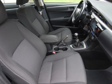 Toyota Corolla X Sedan Facelifting 1.6 Valvematic 132KM 2014 Toyota Corolla 1.6 Valvematic, Salon Polska, zdjęcie 8