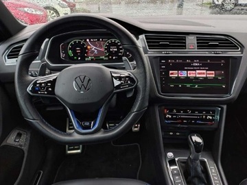 Volkswagen Tiguan II SUV R 2.0 TSI 320KM 2022 Volkswagen Tiguan FV23 Salon PL LED Matrix Harman Kamera 360 Skora ASO Gwa, zdjęcie 14