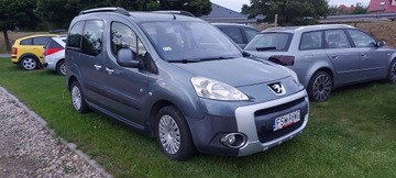 Peugeot Partner II Furgon 1.6 HDi 90KM 2012 Peugot partner teepe 2012, zdjęcie 20