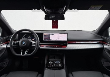 BMW Seria 5 G90-91 2025 BMW Seria 5 I wlasciciel M Sport Hak Gwarancja Bezwypadkowy FVAT23, zdjęcie 17