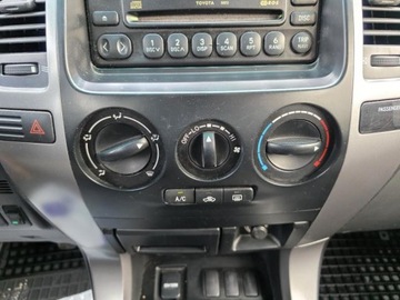 Toyota Land Cruiser IV 3.0 D-4D 163KM 2005 TOYOTA LAND CRUISER 3.0l diesel DOHC 166KM * Bezwypadkowy * konserwacja, zdjęcie 12