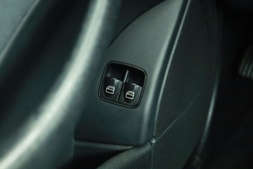 Mercedes Klasa C W203 Coupe W203 1.8 (C 180 Kompressor) 143KM 2007 Mercedes C C 180 Kompressor , Salon Polska, zdjęcie 13