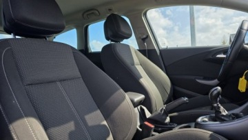 Opel Astra J Sports Tourer Facelifting 1.4 Turbo ECOTEC 140KM 2015 Opel Astra Duża Navi Podgrzewana Kierownica, zdjęcie 16